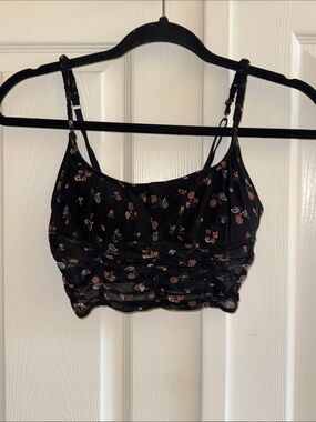 NWOT Hollister Black Floral Mesh Ruched Crop Top